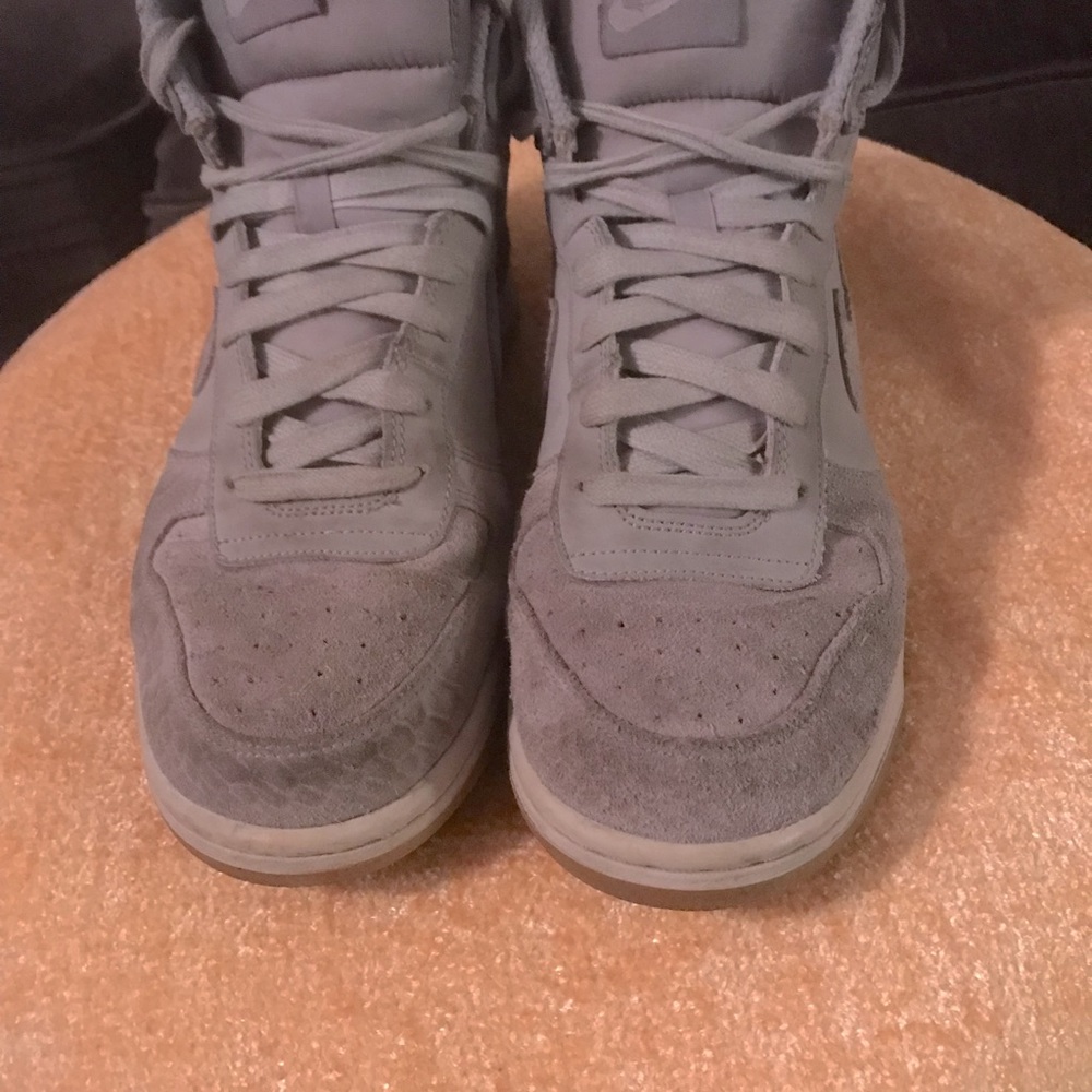 COPY - Nike Men's BIG NIKE HIGH LUX Basketball Shoes Wolf Grey.